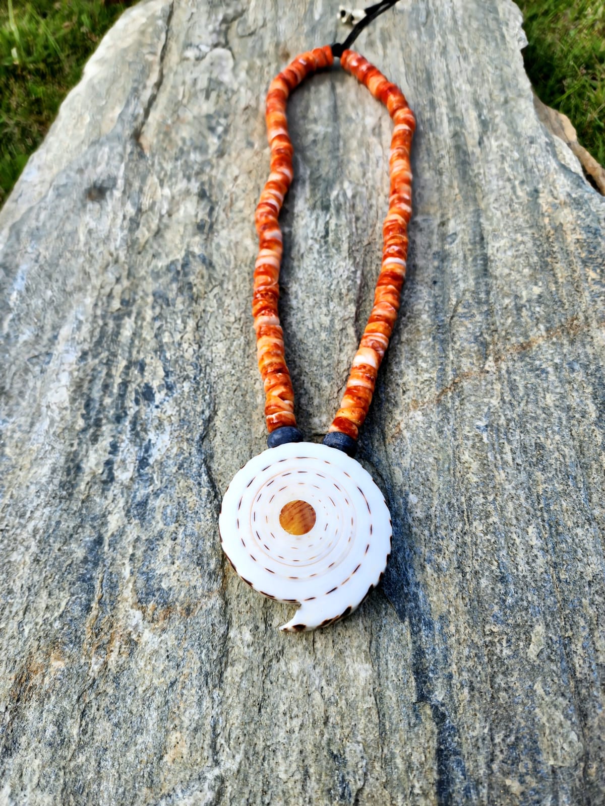 Chamorro store spondylus necklace