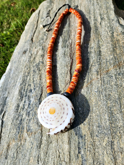 Cone Shell Inlayed with a Spondylus Beads